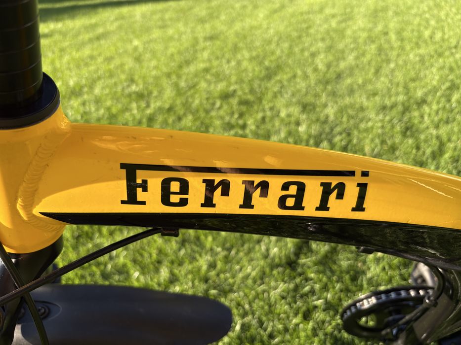 Велосипед Ferrari  (8-14 лет)