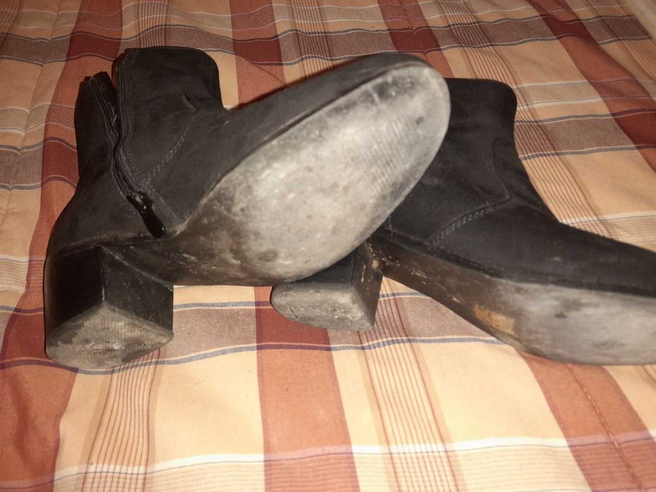 Botas pouco uso. Bom estado