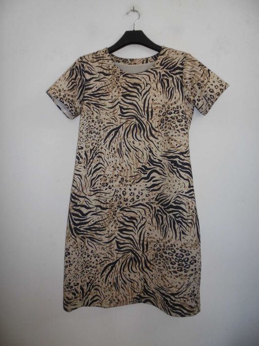 vestido de senhora muito lindo