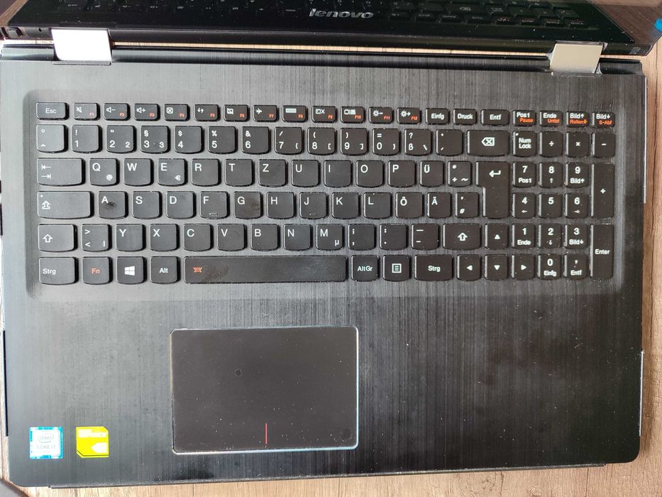 Lenovo Yoga 500-15isk 15'6' dotykowy / i7 6th/8GB DDR4/SSD/Nvida 920M/
