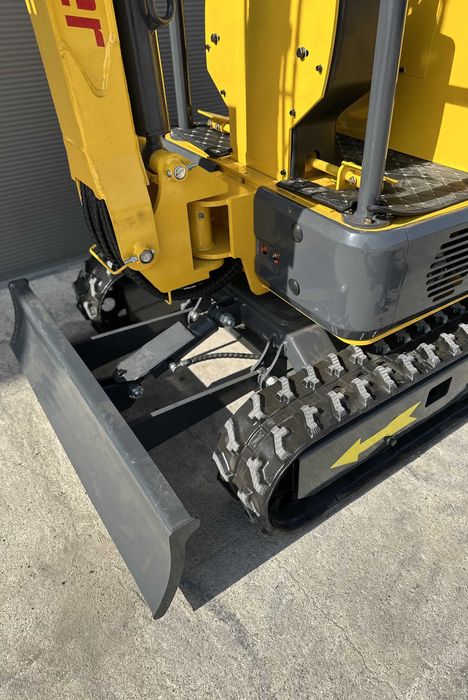 NOWA minikoparka Interbauer IB10 1100kg RAMIĘ SKRĘTNE świeca żarowa