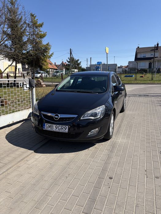 Opel Astra J 1.7 CDTI ecoFLEX 110 KM