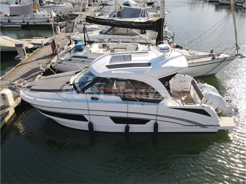 Beneteau Antares 9 OB