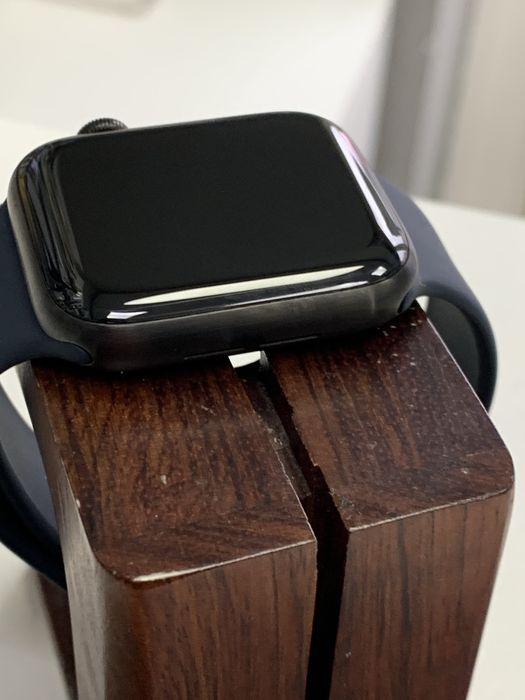 Оригінальні  apple watch series 6 44 mm titanium