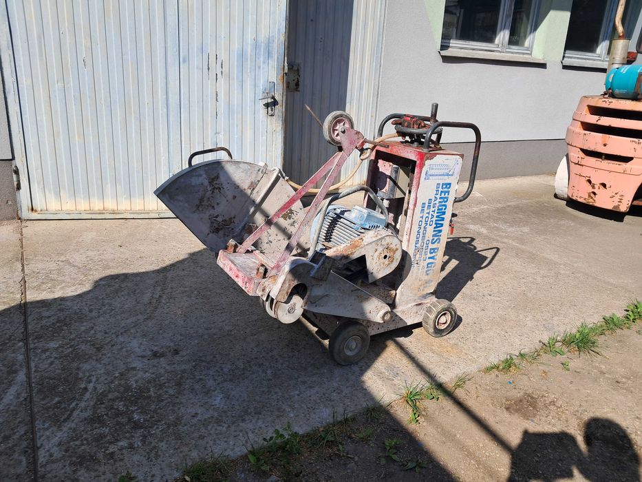 elektryczna piła Jezdna do betonu Dimas BS1-10,  ( tarcza 900mm )