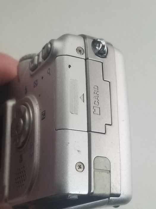 Фотоаппарат Nikon  E5200  (Nikon)