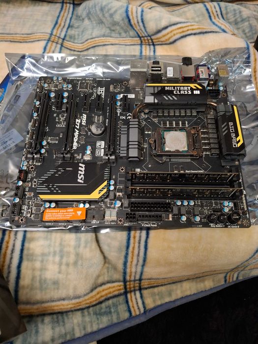 Motherboard Z77 mpower Avariada