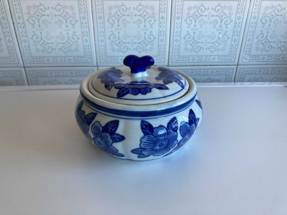 Caixa em ceramica