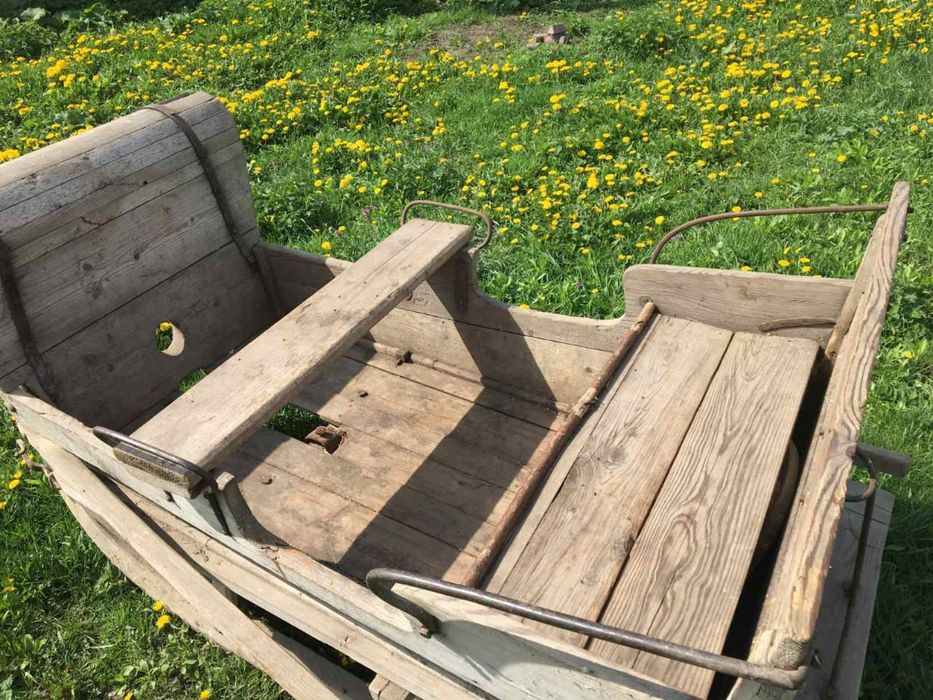 Продаються сани кінні