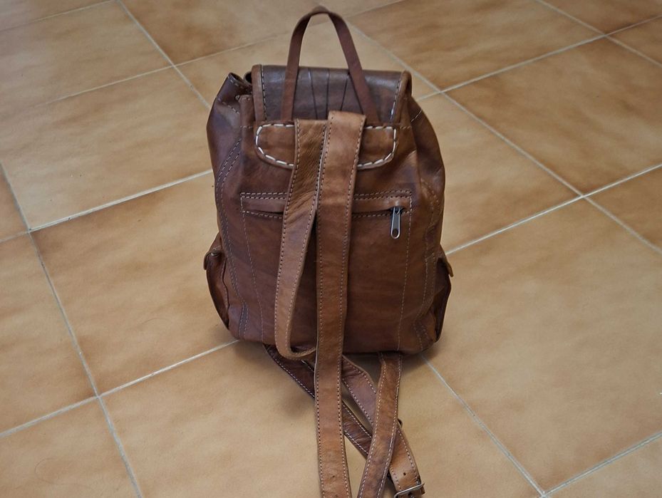 Mochila em pele/couro de qualidade, para CAÇA - NOVA