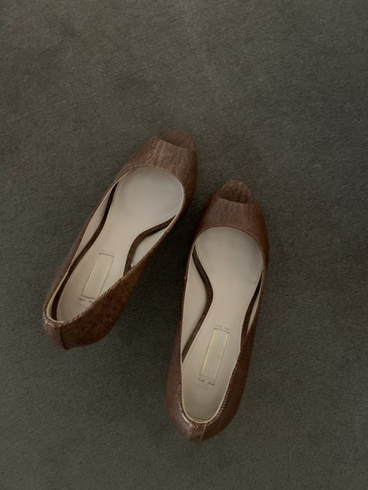 Sapatos em pele como novos tam 40