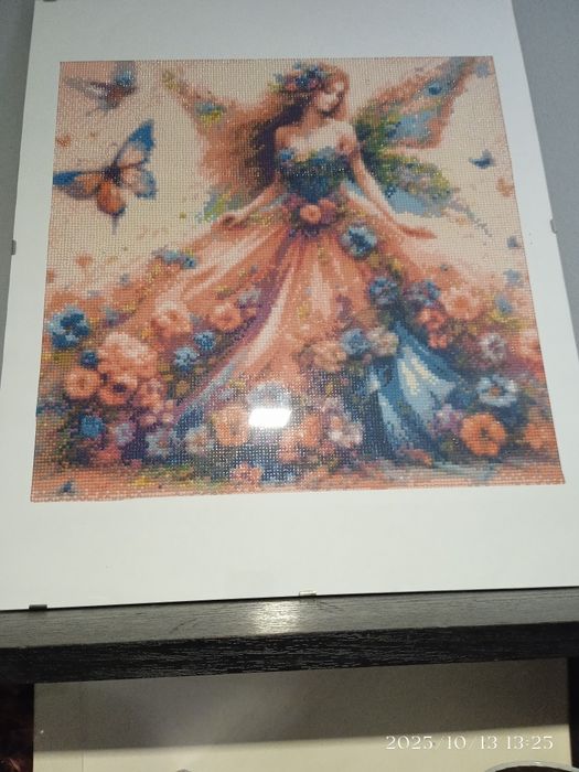 Quadro feito a mão em pintura de diamante