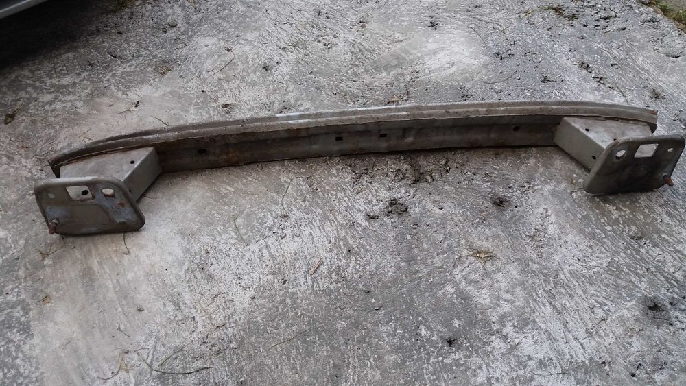 Belka tylna Fiat Grande Punto