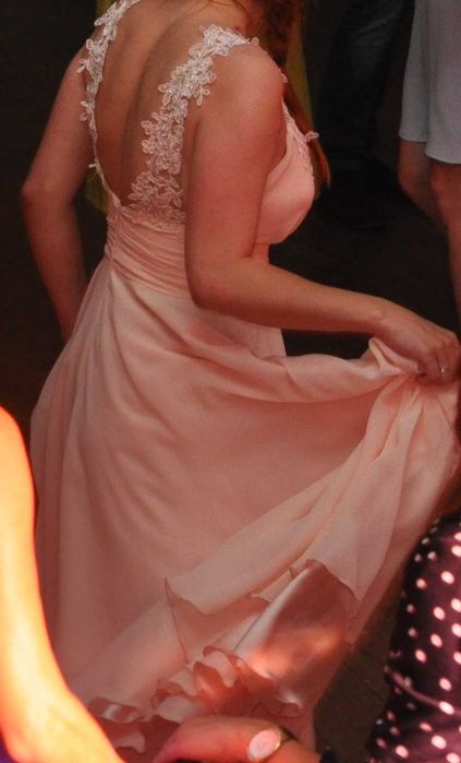 Zwiewna Suknia Ślubna