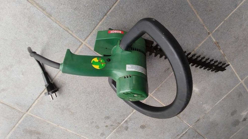 Corta-sebes elétrico Bosch P80K – Usado
