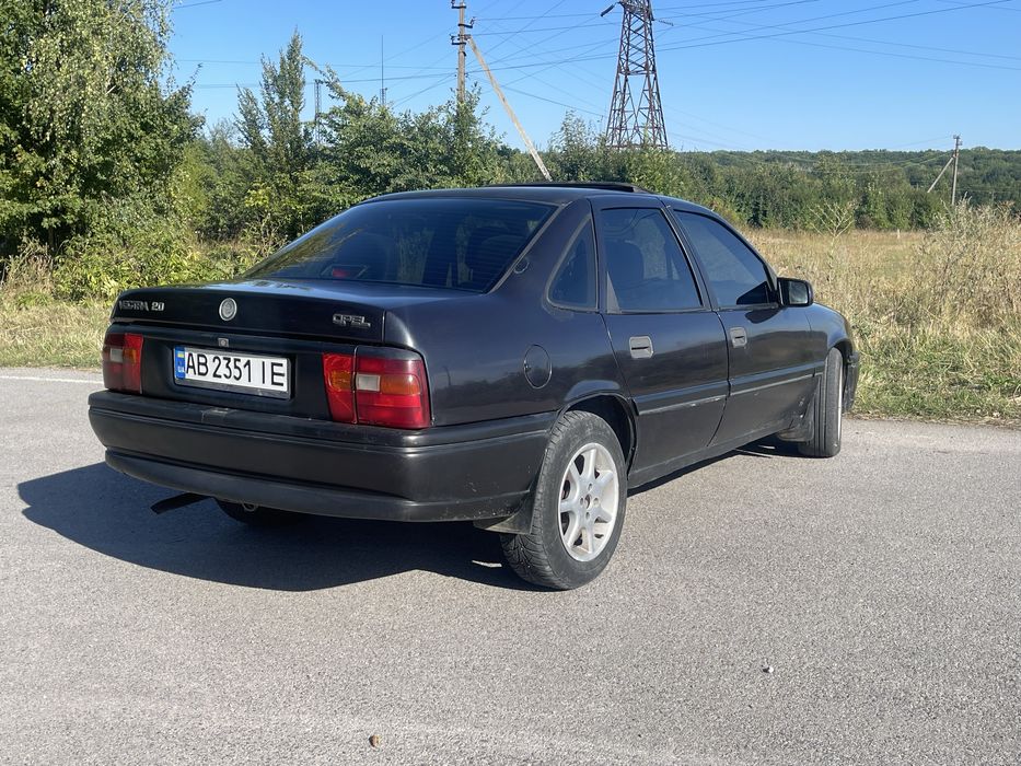Opel Vectra A  2.0 газ/бенз