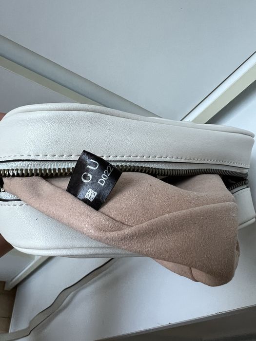 Mała Biała torebka Gucci listonoszka crossbody