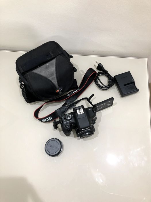 Câmera Canon Rebel T6i (EOS 750D)
