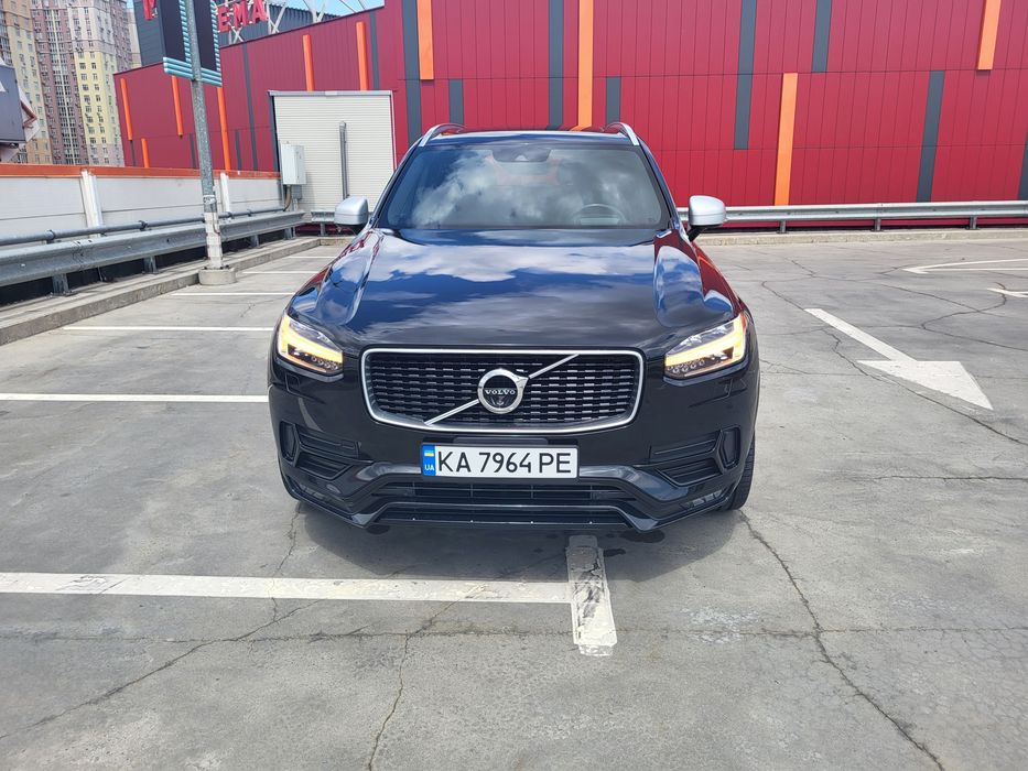 volvo xc90 R-DESIGN