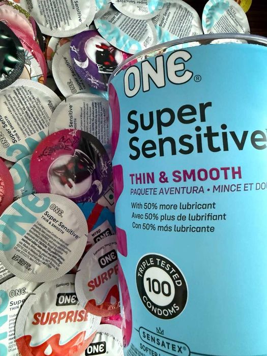 Презервативи ONE Super Sensitive, Pleasure Plus зі США опт ціни