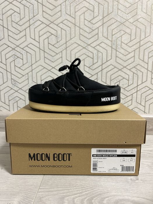 Moon boot капці