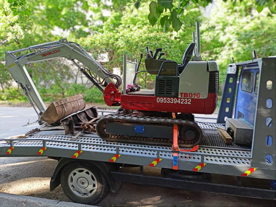 Послуги міні екскаватора.