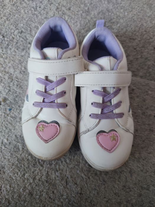 Buty dla dziewczynki