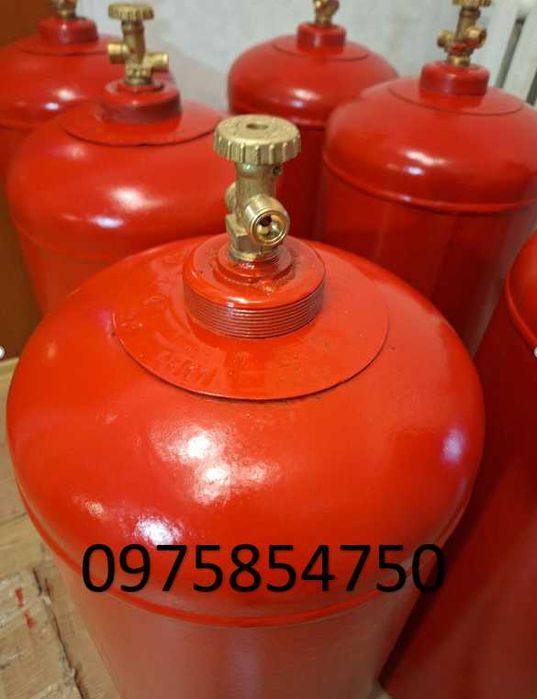 пропанові балони 50л с новими італьянськими кранами cavagna