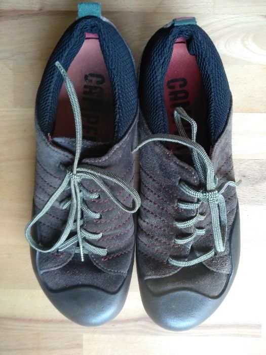 CAMPER | sapatos camurça castanhos