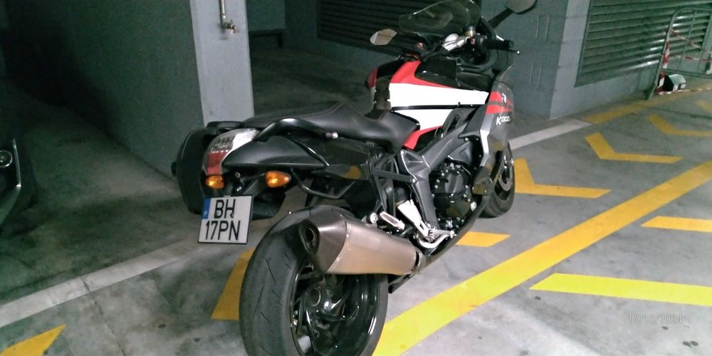 BMW  K 1300 S; estado irrepreensível