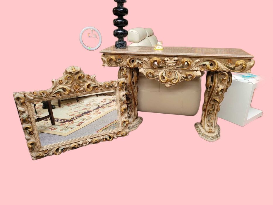 Excelente conjunto de consola em madeira trabalhada, tampo