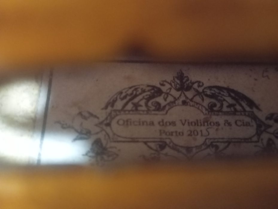 Violino 4 por 4 marca Oficina dos violinos