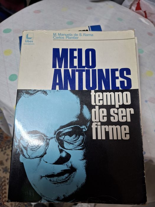 Livros sobre personalidades do 25 de Abril