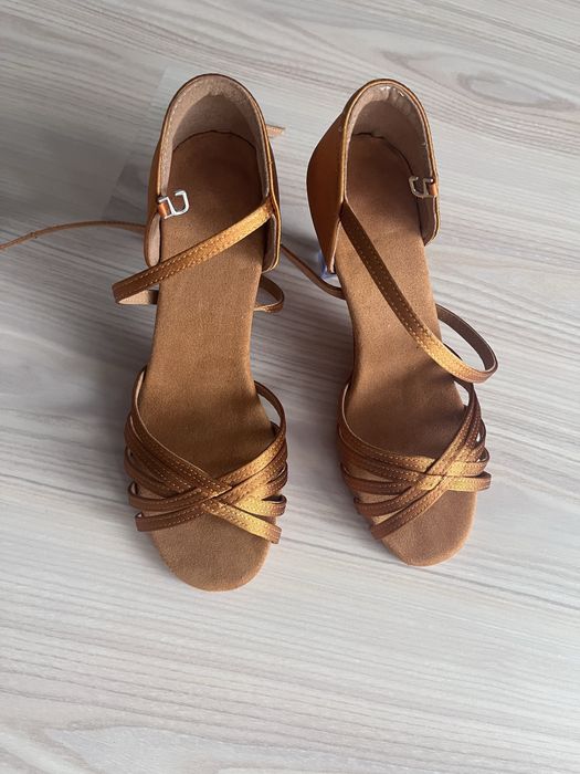 Buty taneczne latino 37