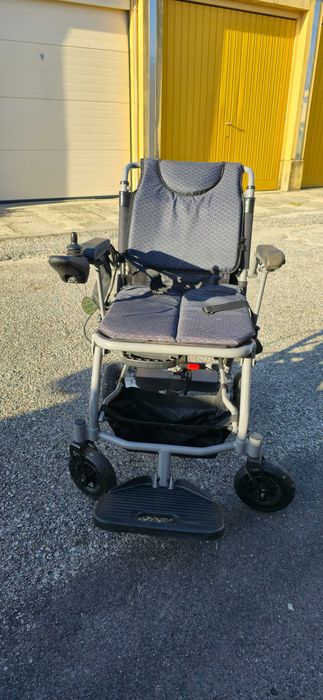 Cadeira de rodas eletrica