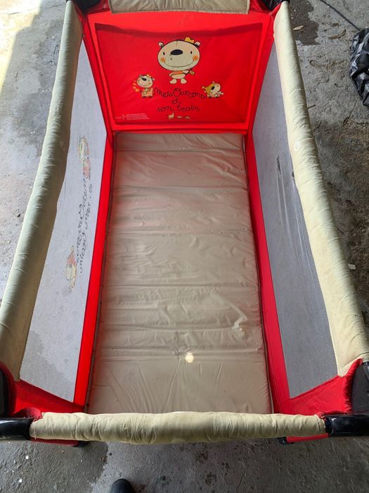 Cama de viagem/parque