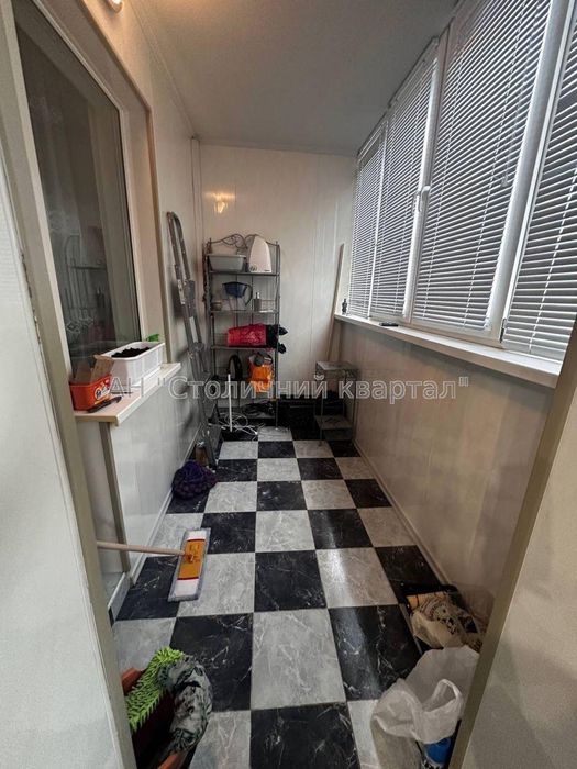 Позняки вулиця Урлівська 9