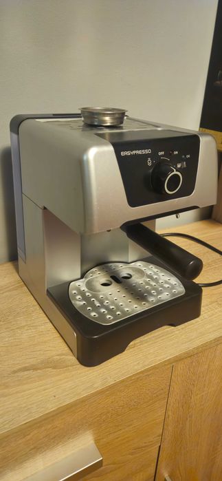 Ekspres Do Kawy Electrolux Ciśnieniowy Kolbowy EEA110