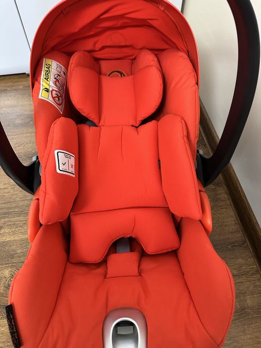 Продам автокрисло Cybex