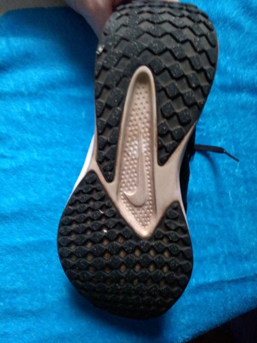 Buty Nike Quest 6    rozmiar 41
