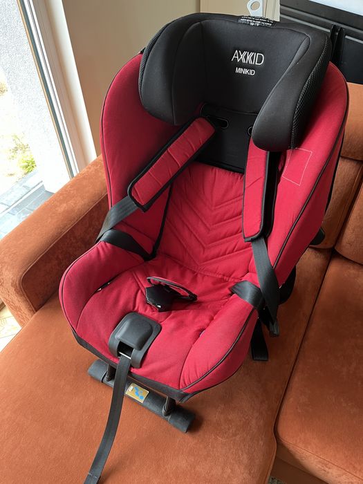 Fotelik Axkid Minikid (9-25kg)