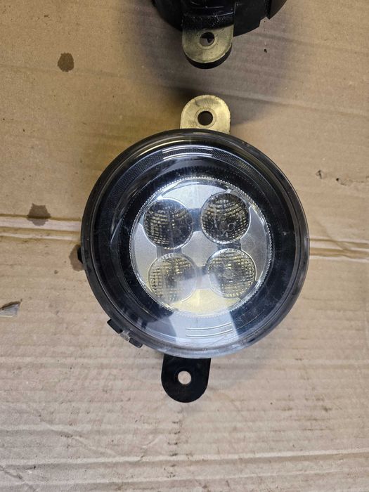 halogen prawy led DRL Renault Twingo 3 III