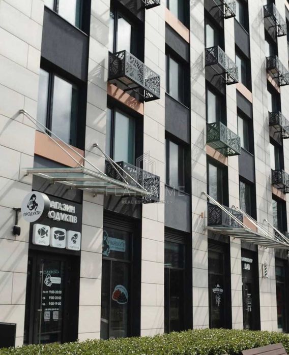 Простора двокімнатна квартира в ЖК «Метрополіс»: 66,83 м², будинок 4,