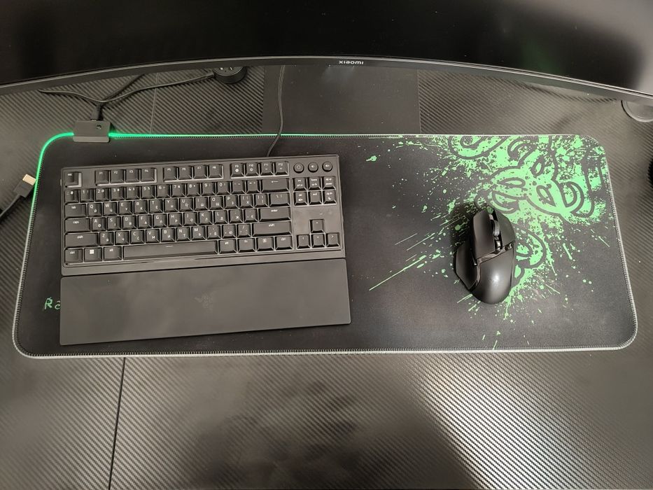 Игровой коврик с подсветкой Razer Goliathus LED 600x300