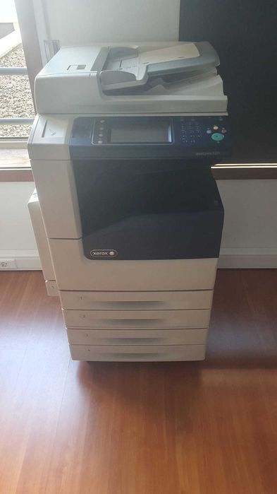 Impressora multifunções Xerox WorkCentre 7225