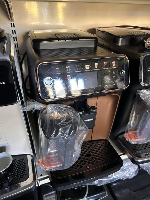 Кофемашина Кавомашина Philips Series 5500