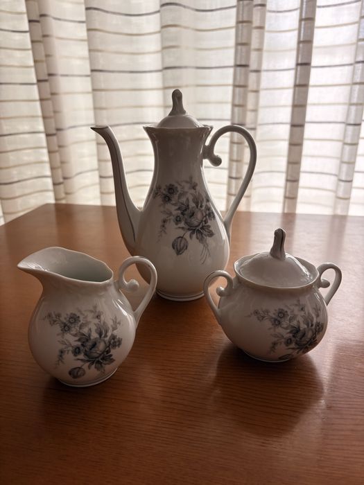Serviço de chá em porcelana SPAL - Edição de 1974