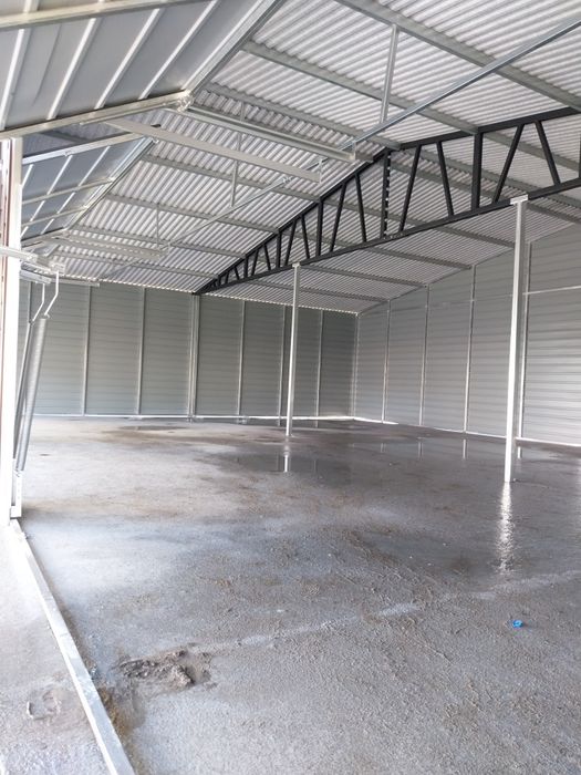 Garaż blaszany blaszak nowoczesny wygląd drewnopodobny