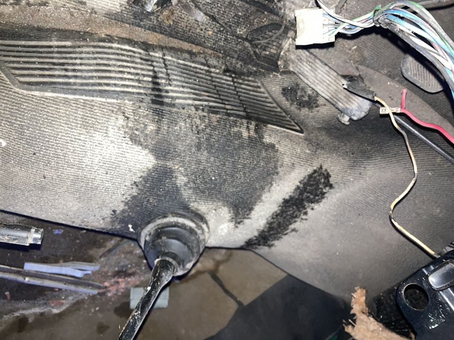 На запчасті ваз 2101 оригінал розбор читайте описание