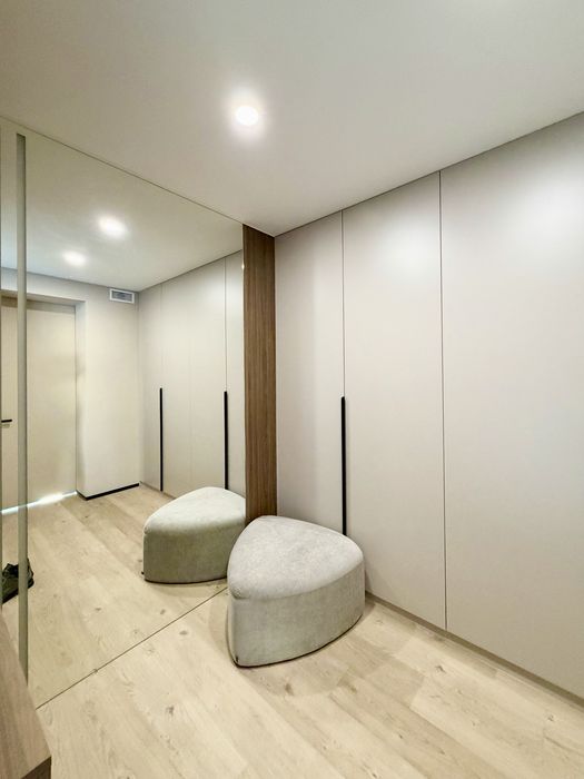 Будинок 364 м² з виходом на воду,басейн Романків Новообухівська траса